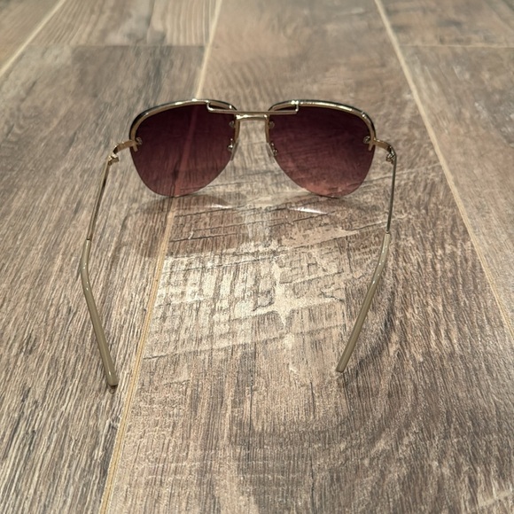 Impressions Woman’s Aviator Sunglasses main image 6